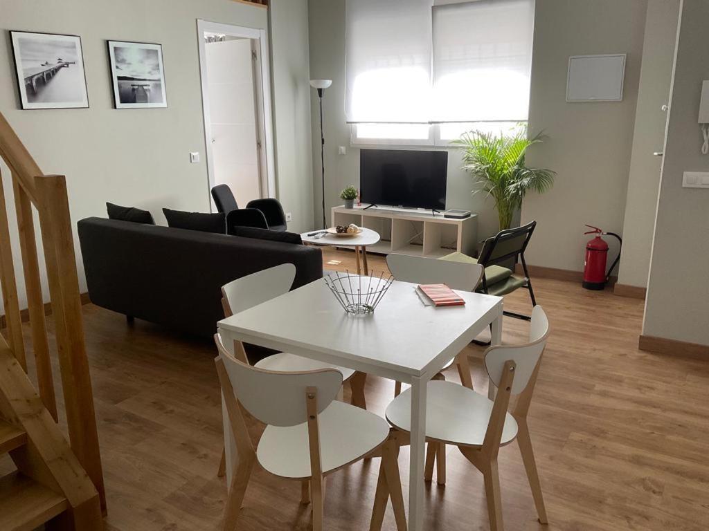 Apartamento Pacifico A マドリード エクステリア 写真